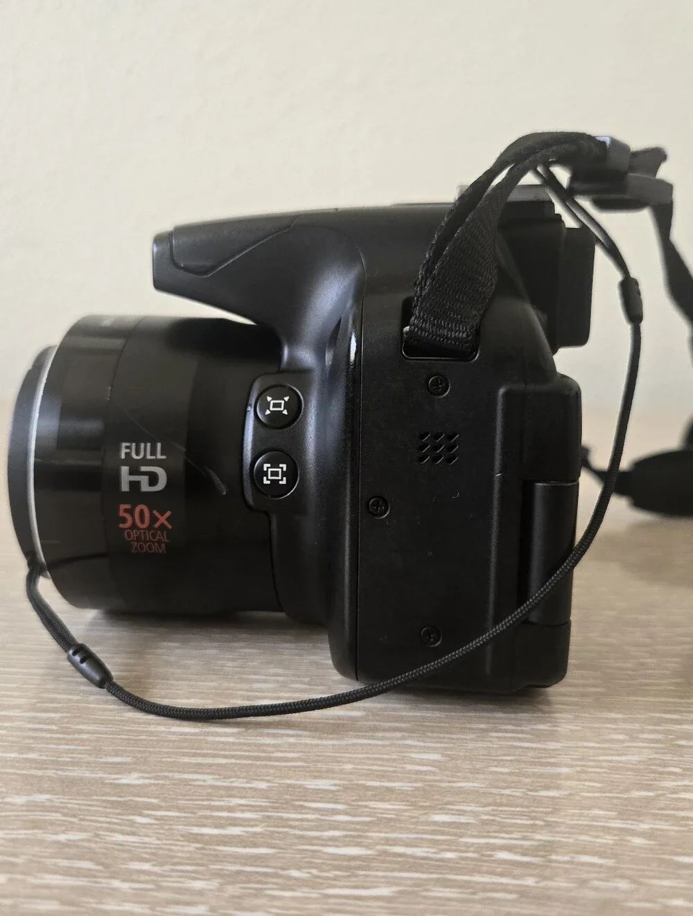 Canon PowerShot SX50 HS Superzoom Camera Bundle | Tested | Extras Included